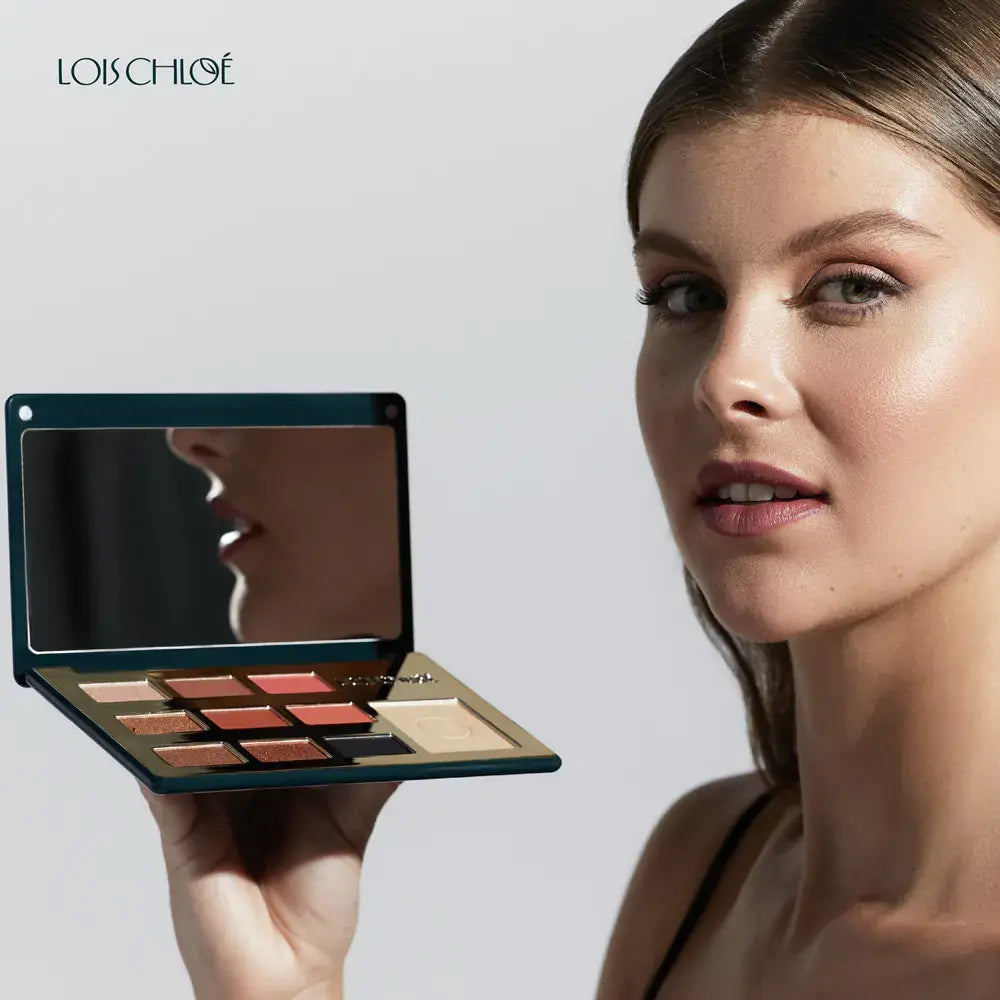 Lois Chloe D’L Signature Palette