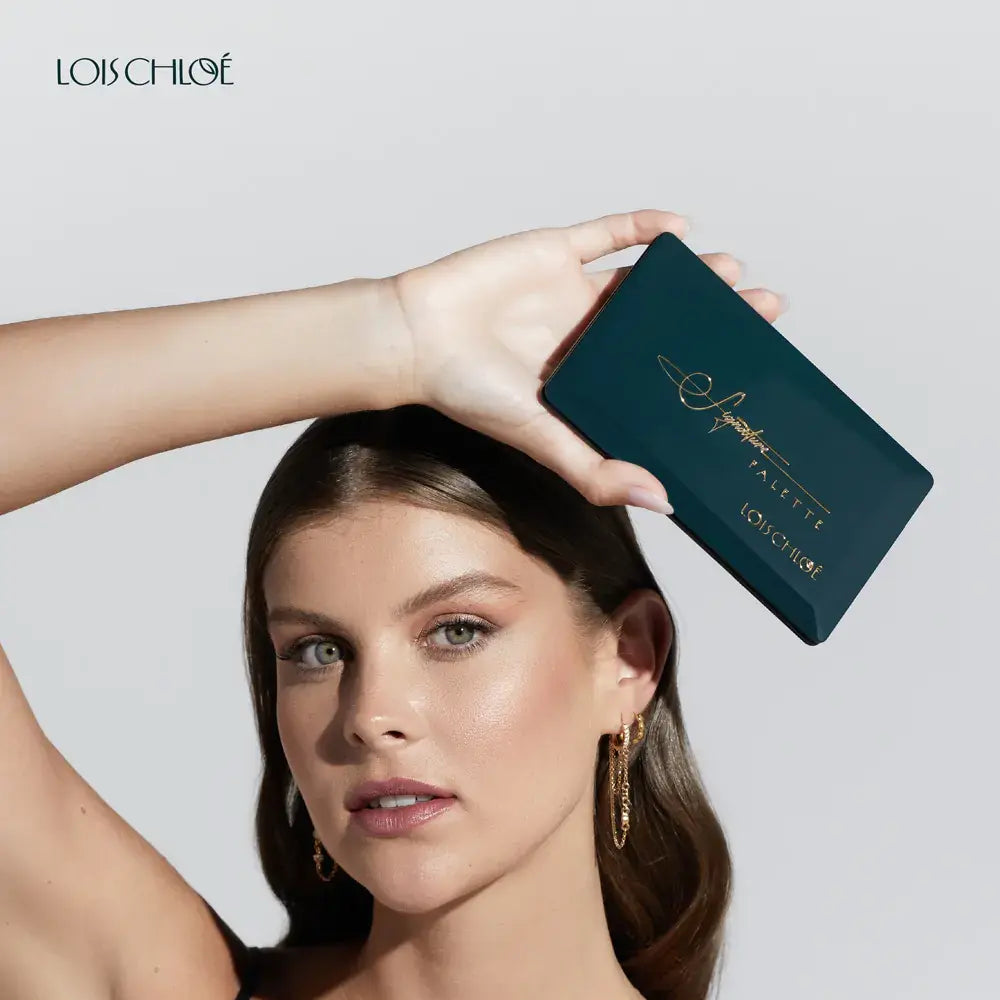Lois Chloe D’L Signature Palette