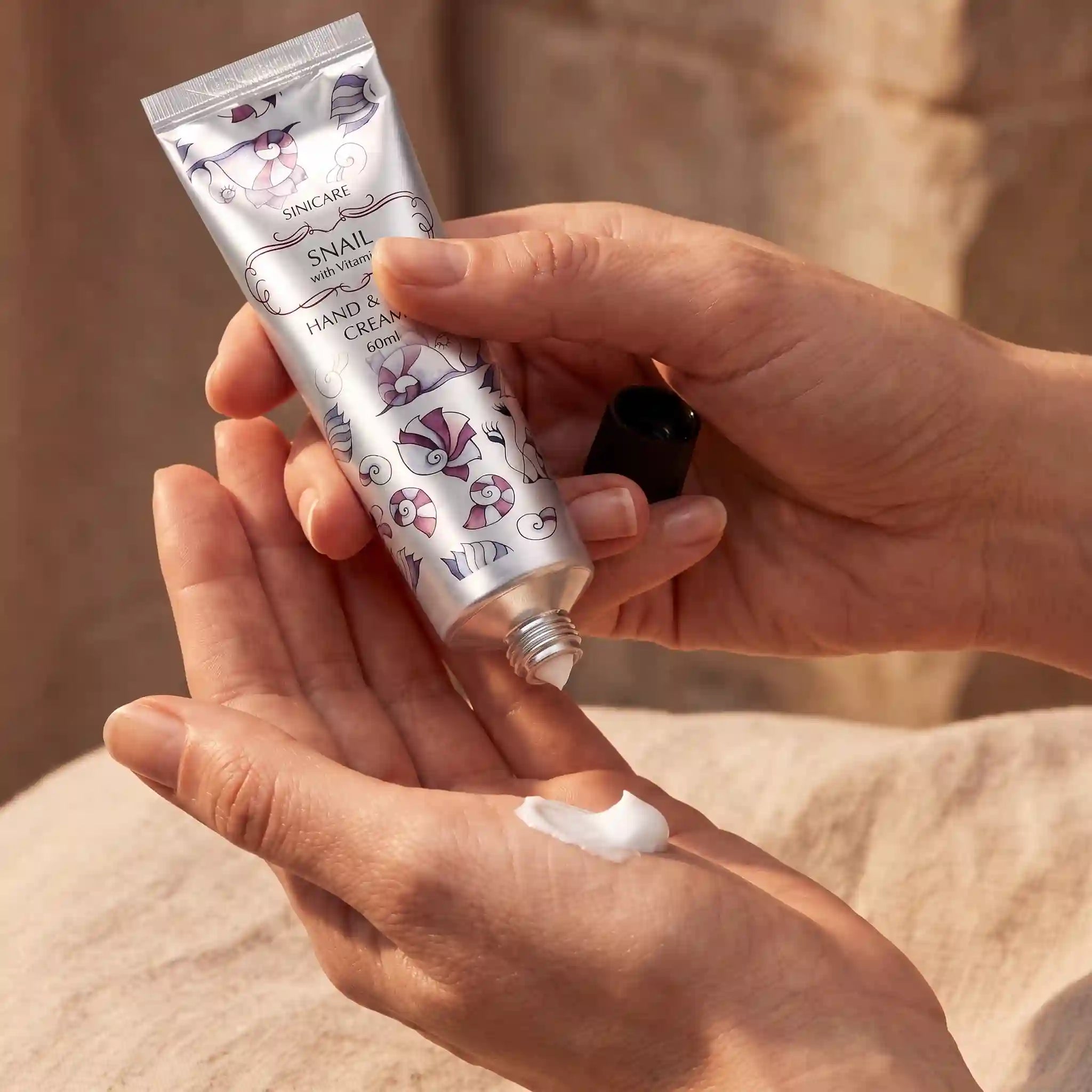 Snail with vitamin E Hand & Nail Cream